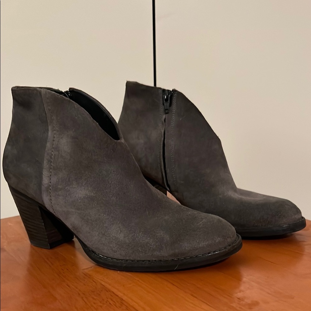 Paul Green Women's Gray Ankle Boots